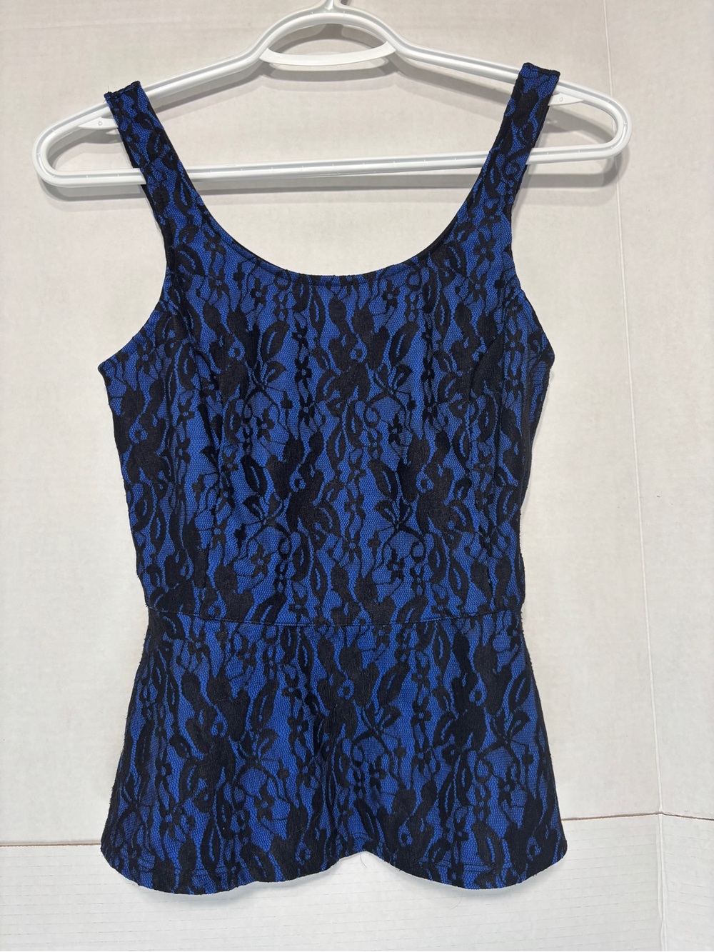 Express XS 2013 Y2K Blue and Black Lace Overlay Peplum Tank Top Party Dinnerwear
